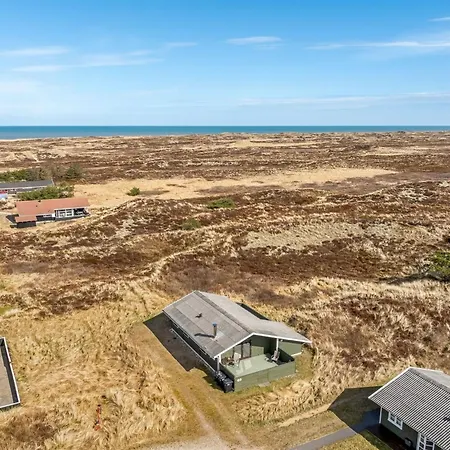 Eida - 400m From The Sea By Interhome