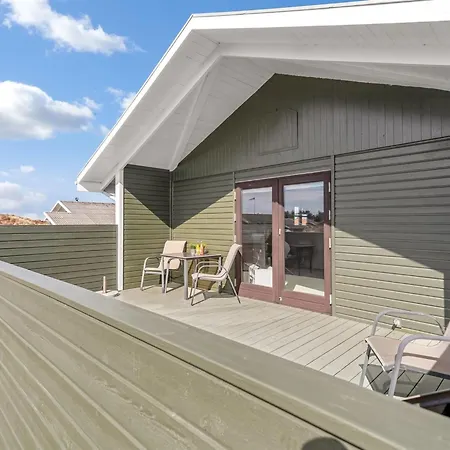 Eida - 400m From The Sea By Interhome *