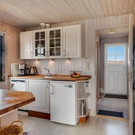 Eida - 400m From The Sea By Interhome Feriehus *