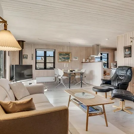 Eida - 400m From The Sea By Interhome